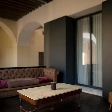 Aire Hotel&ancient Baths 4*