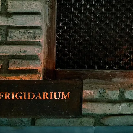 Aire Hotel&ancient Baths 4*