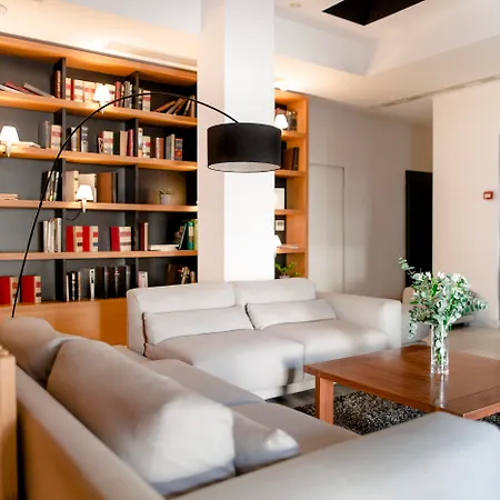 Aire & Ancient Baths 4* אלמריה