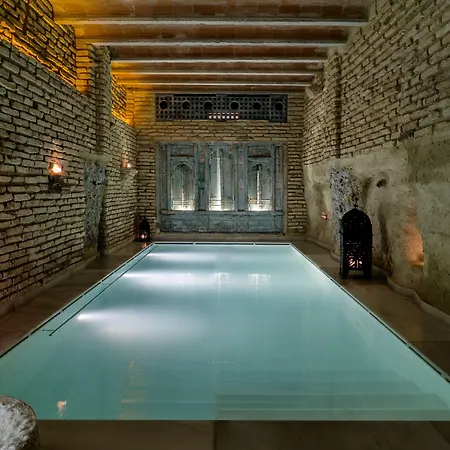 Aire Hotel&ancient Baths 4*