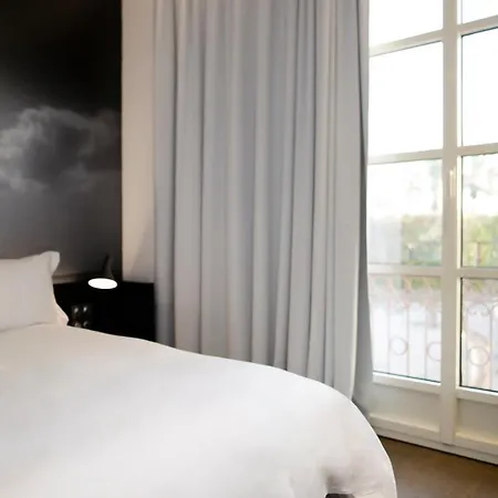 Aire & Ancient Baths 4* אלמריה