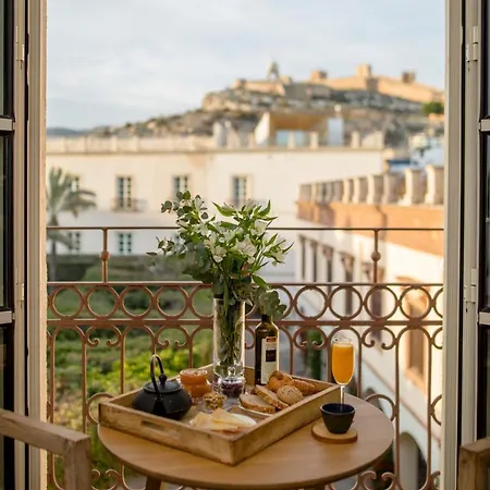 Aire & Ancient Baths 4*