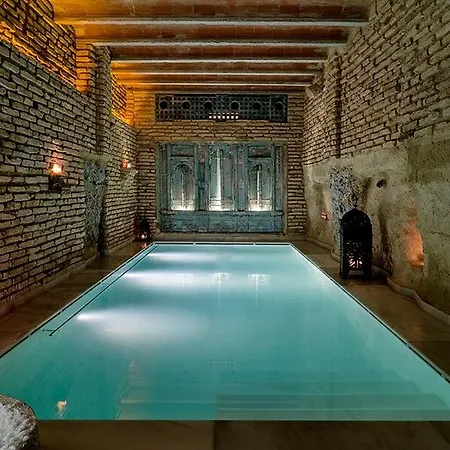 Hotel Aire & Ancient Baths 4*